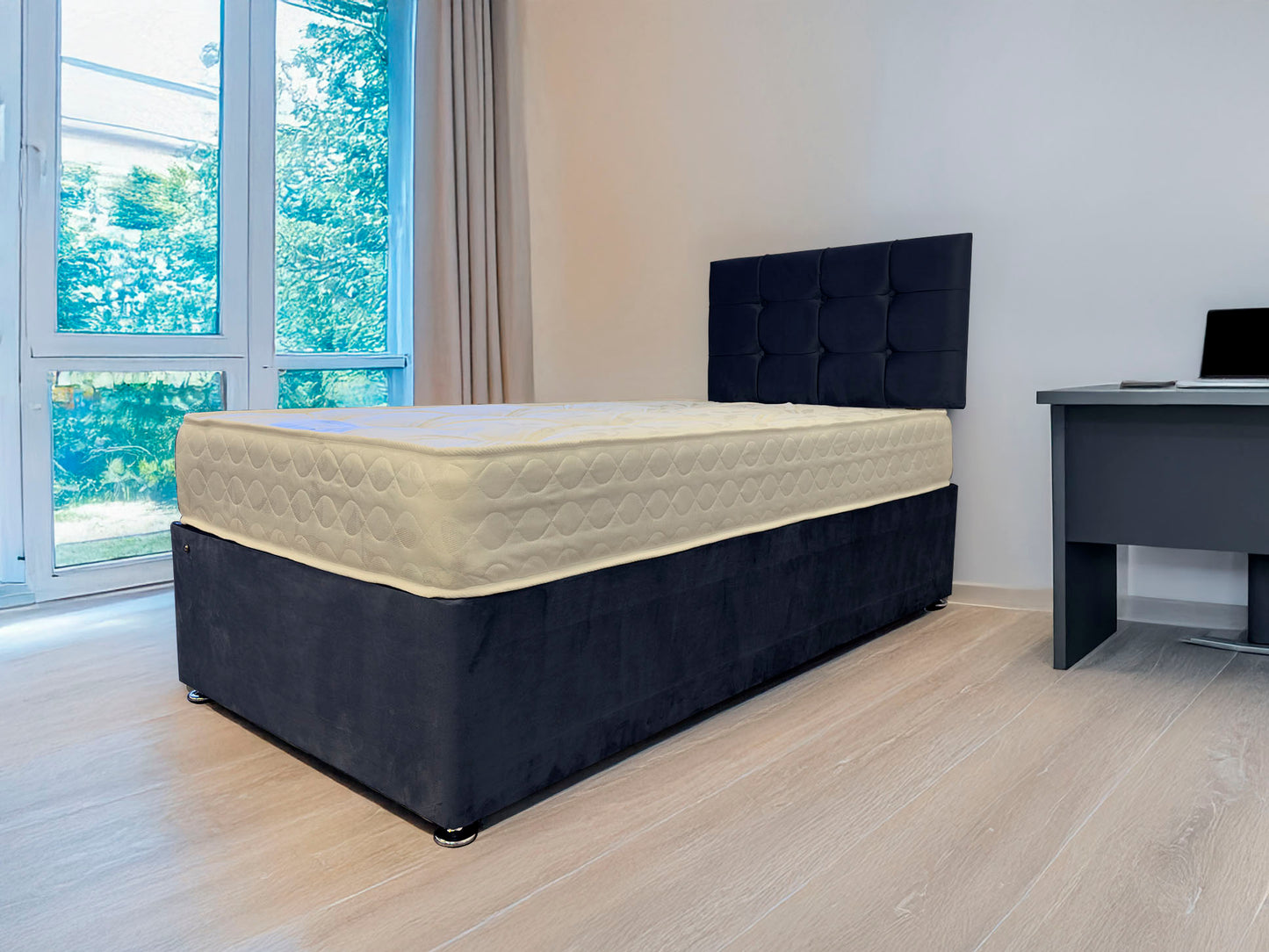 The Cube Astral Divan Set