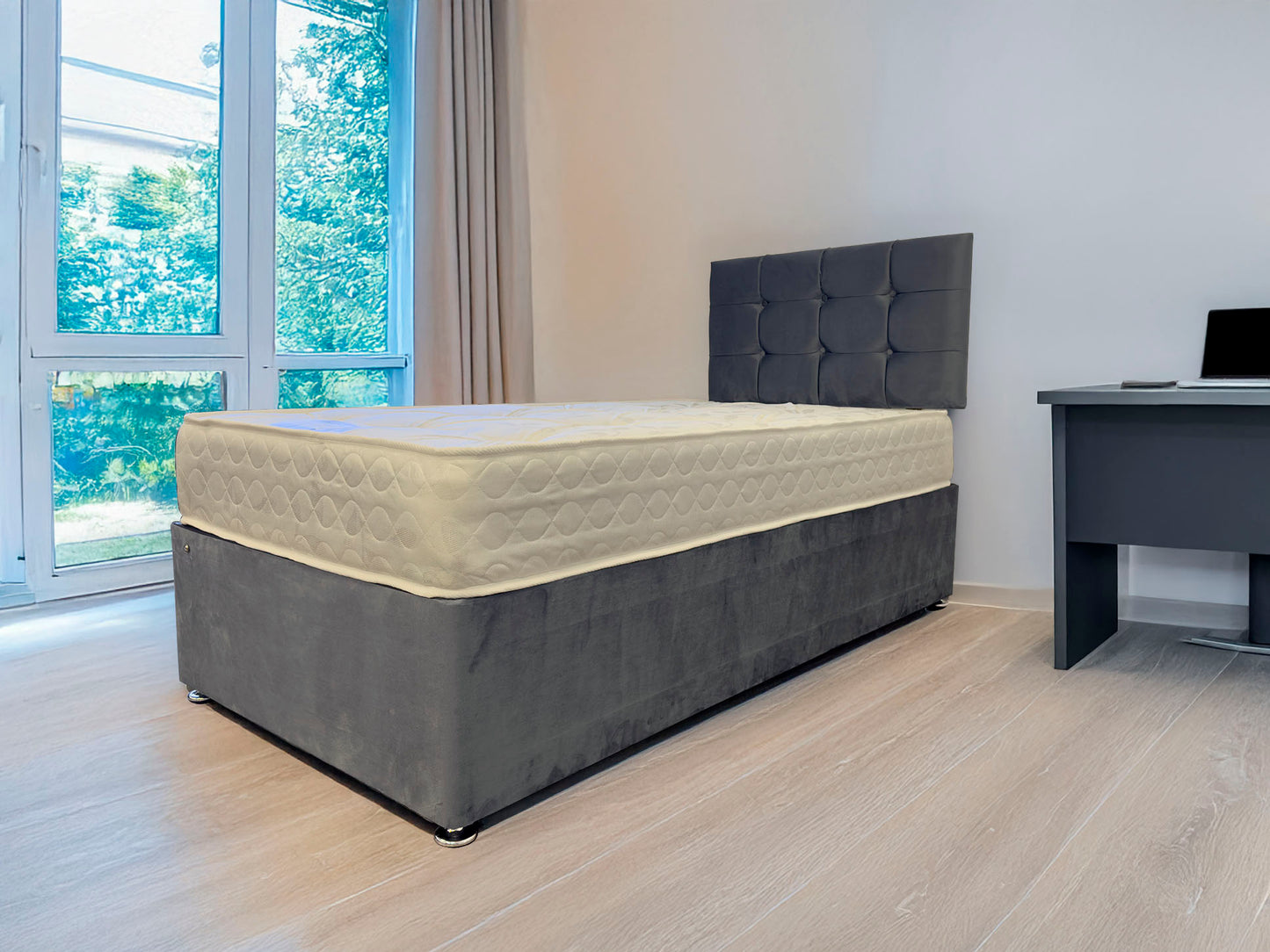 The Cube Astral Divan Set